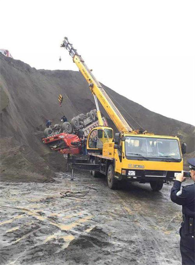 洛宁上犹道路救援